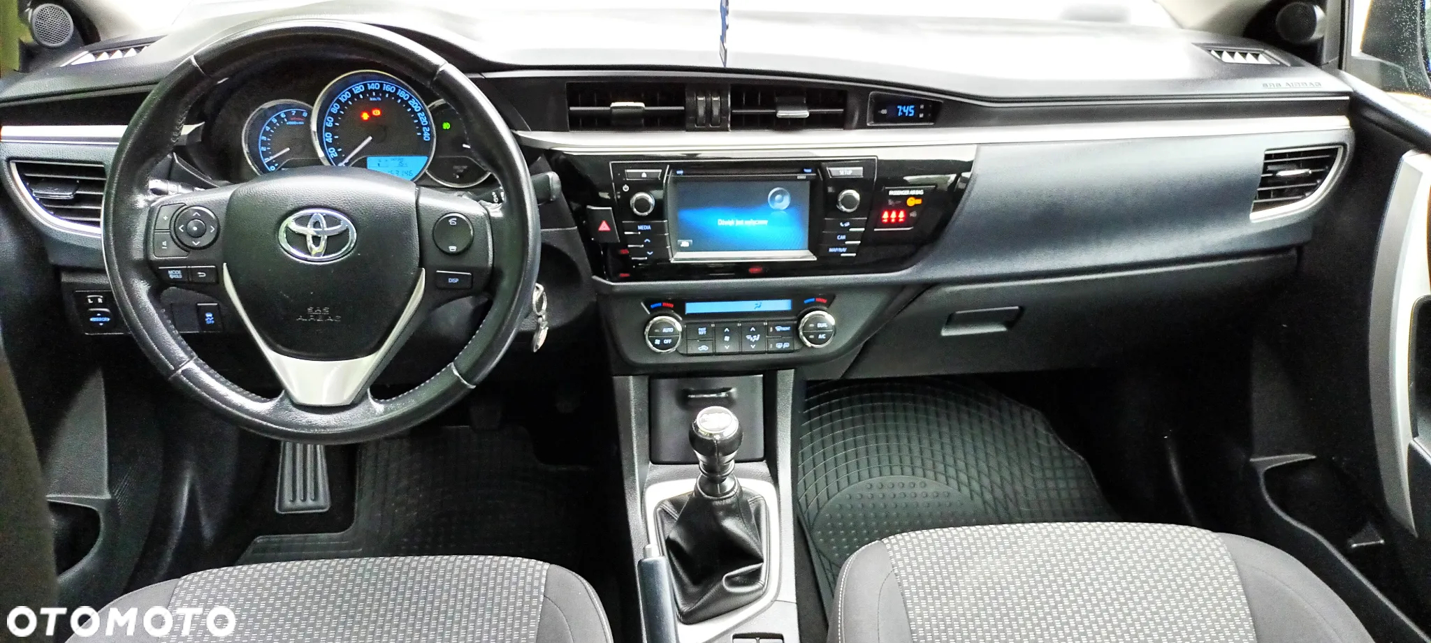 Toyota Corolla 1.6 Premium - 13