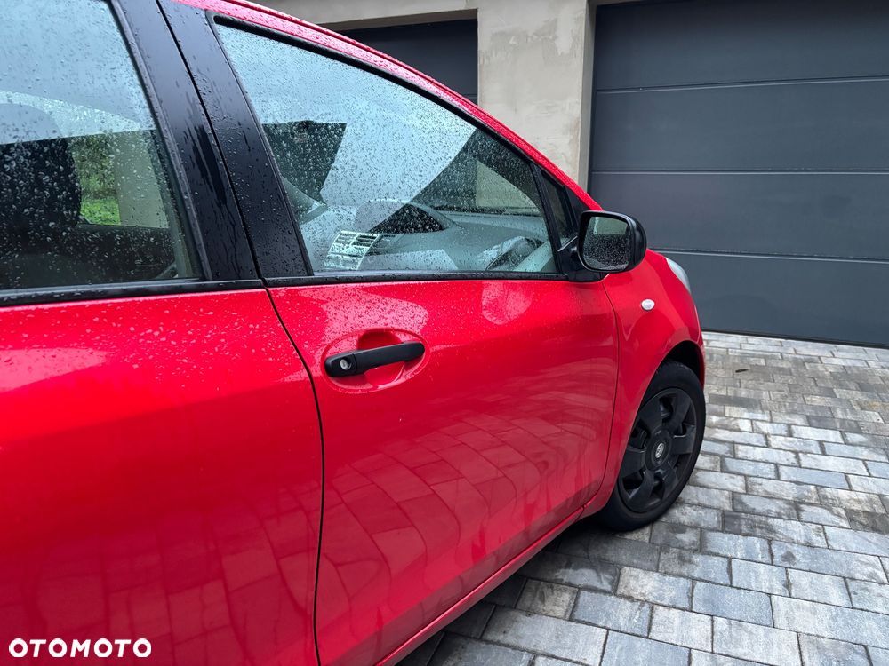 Toyota Yaris - 7
