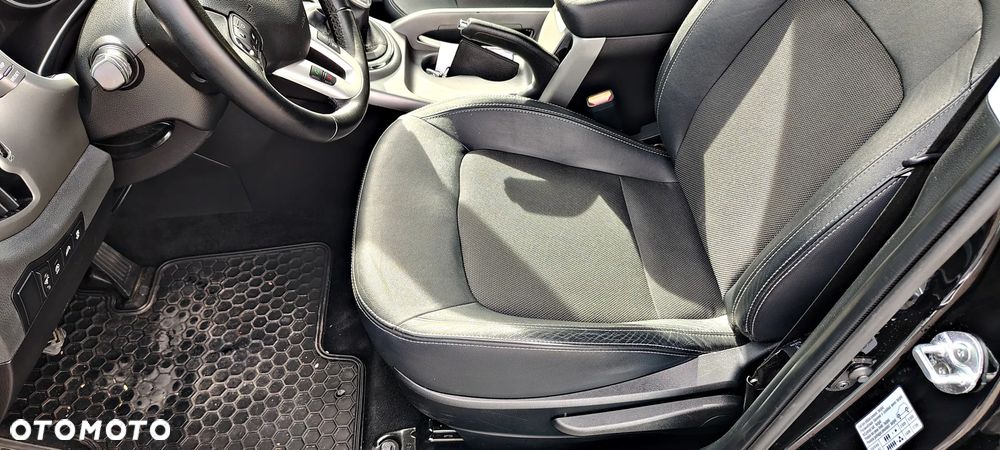 Kia Sportage 1.7 CRDI Business Line 2WD - 29