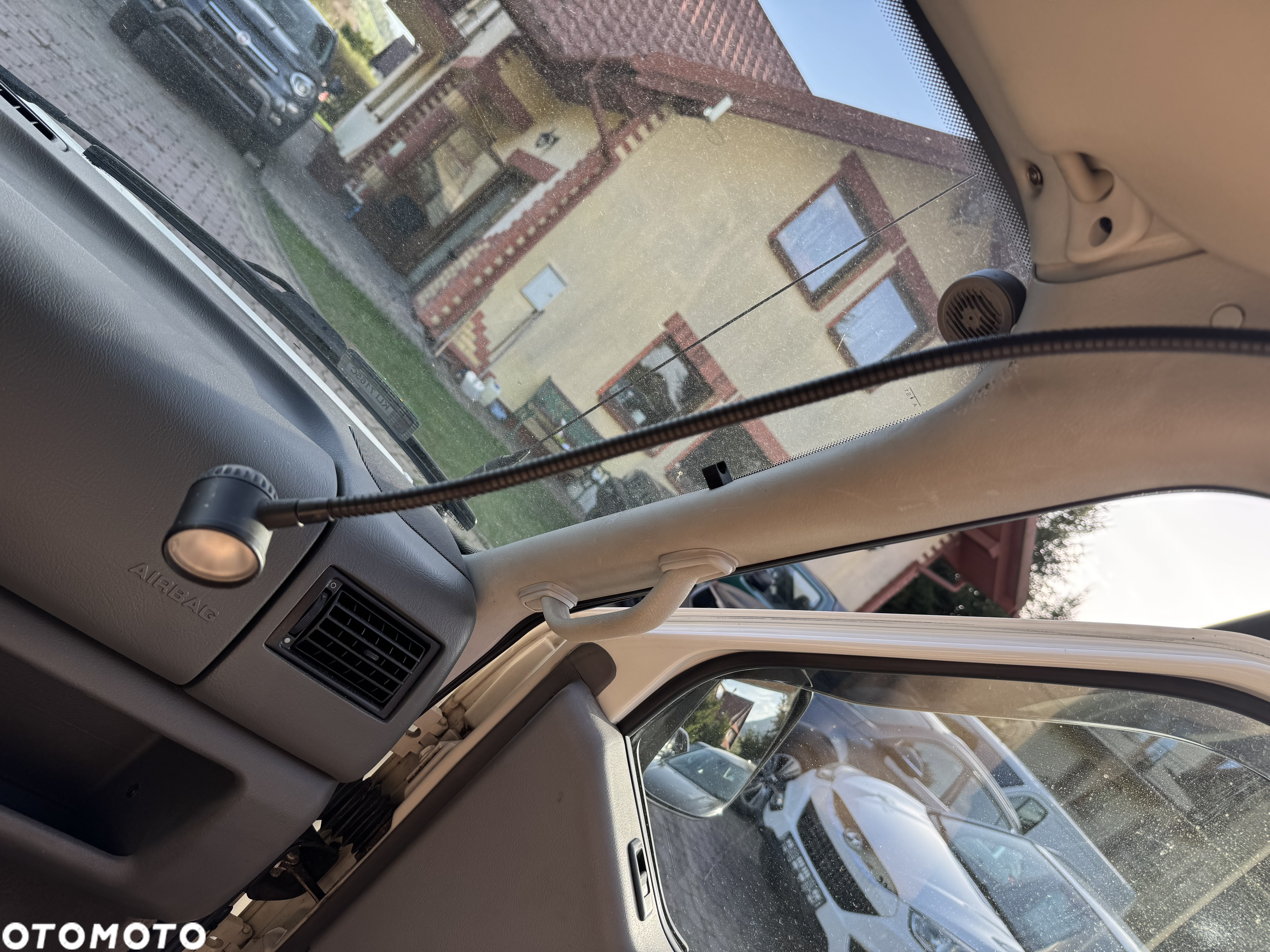 Volkswagen Transporter - 30