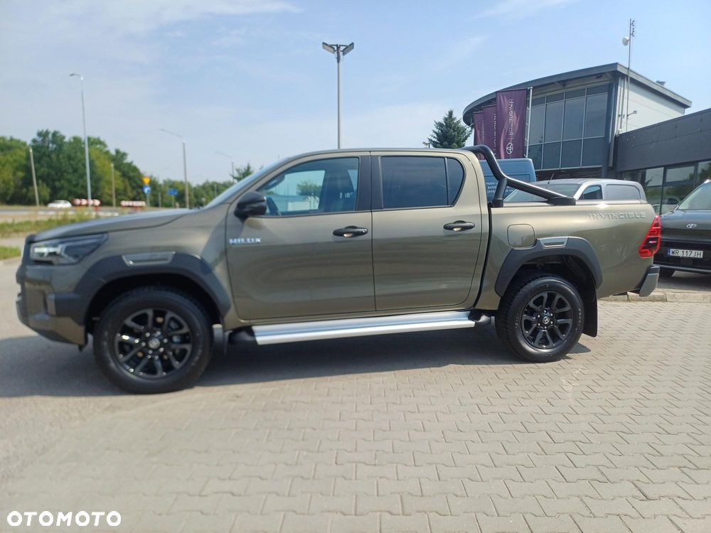 Toyota Hilux - 3