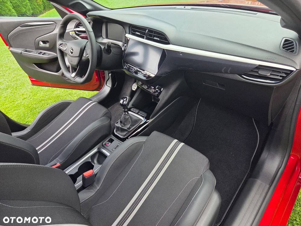 Opel Corsa 1.2 Direct Injection Turbo - 19