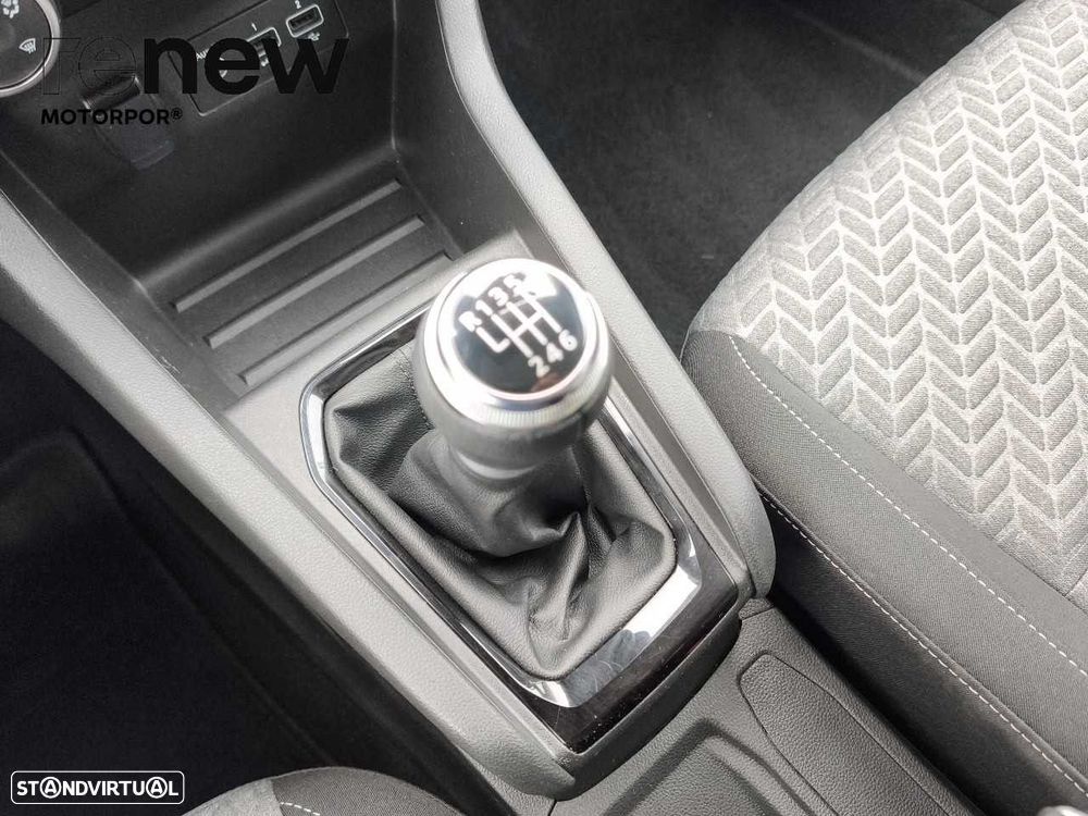 Renault Clio 1.0 TCe Evolution Bi-Fuel - 23