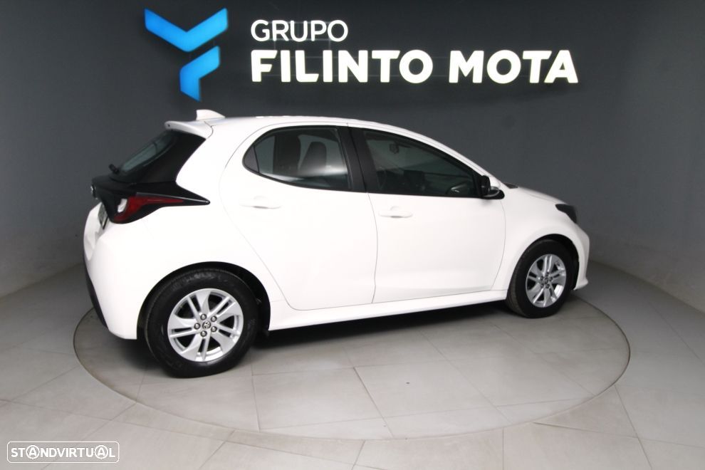 Toyota Yaris 1.0 VVT-i Comfort Plus - 2