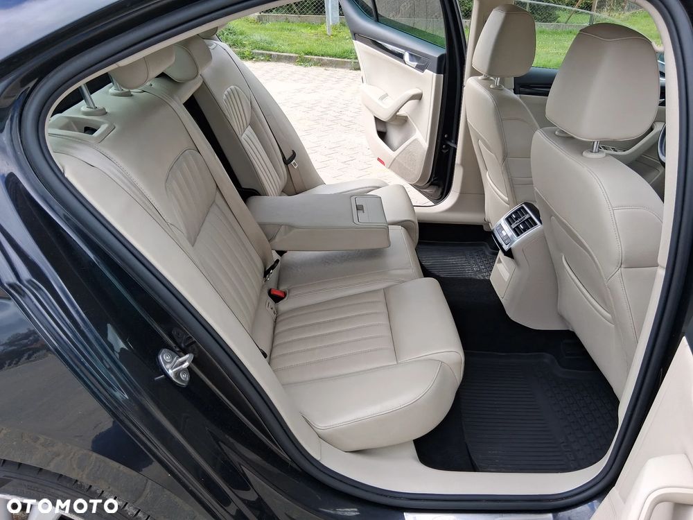 Skoda Superb 2.0 TSI 4x4 L&K DSG - 12