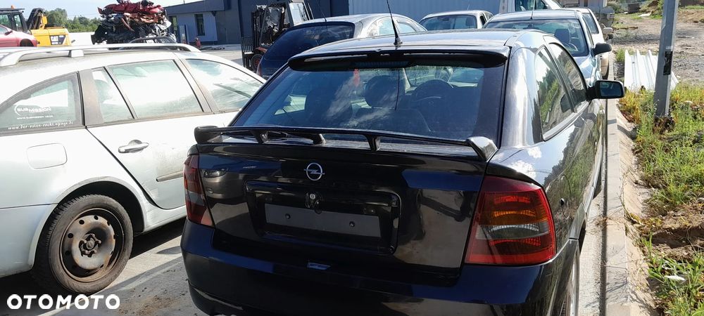 OPEL ASTRA G II 3D KLAPA BAGAŻNIKA TYLNAQ TYŁ KOMPLETNA LOTKA LOTKI OPC Z20R nr. 34/7 - 2