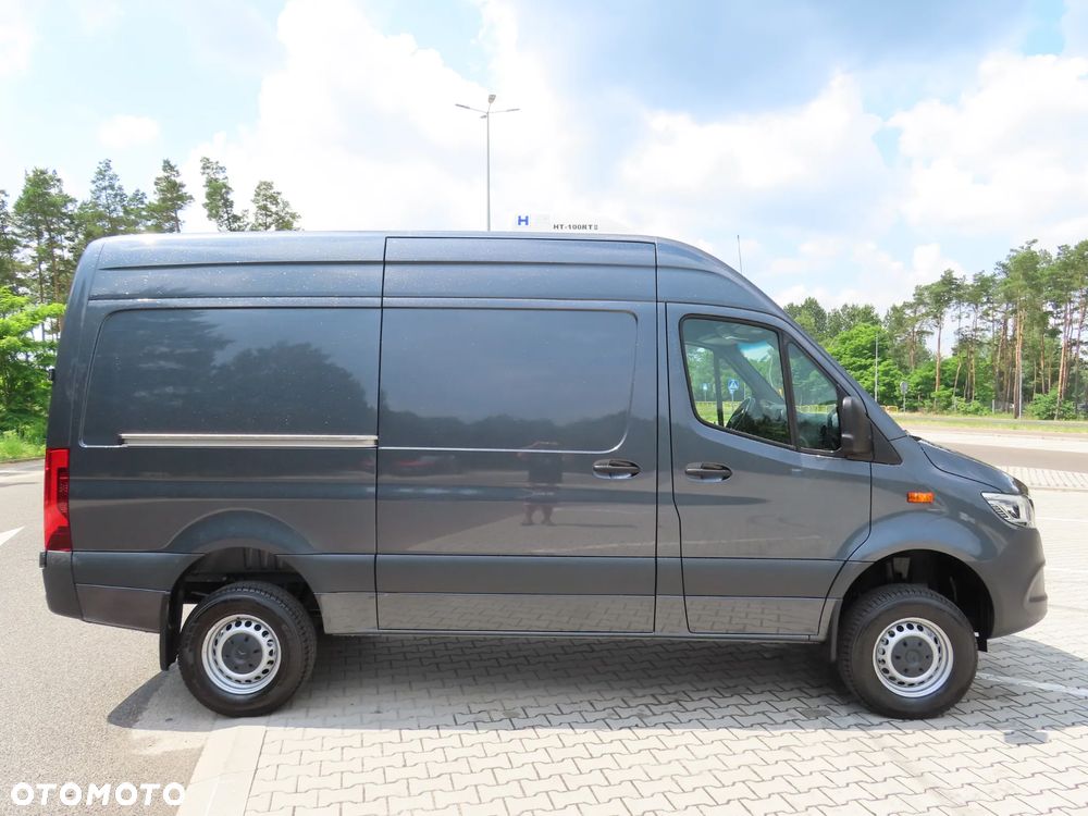 Mercedes-Benz Sprinter 4x4 319 CDI V6 3.0 CDI 190 KM Automat 7G-Tronic Chłodnia -30*C Agregat Chłodniczy Rozstaw Osi 3665 mm Ładowność 1067 Kg WZMACNIANY Przebieg 10 Tys Km Jedyny Taki UNIKAT Stan NOWY Jak Z Fabryki POLECAM - 4