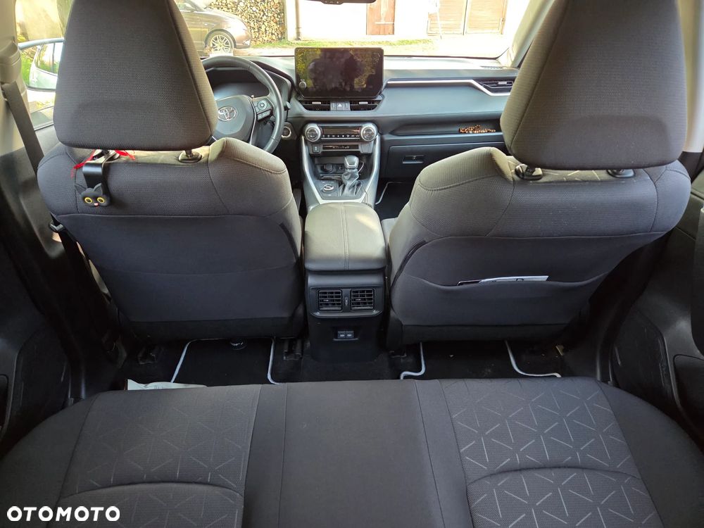 Toyota RAV4 - 7