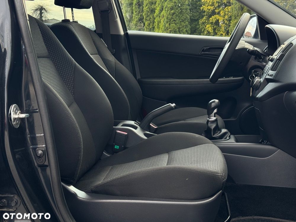 Hyundai i30 i30cw 1.6 CRDi Edition Plus - 26