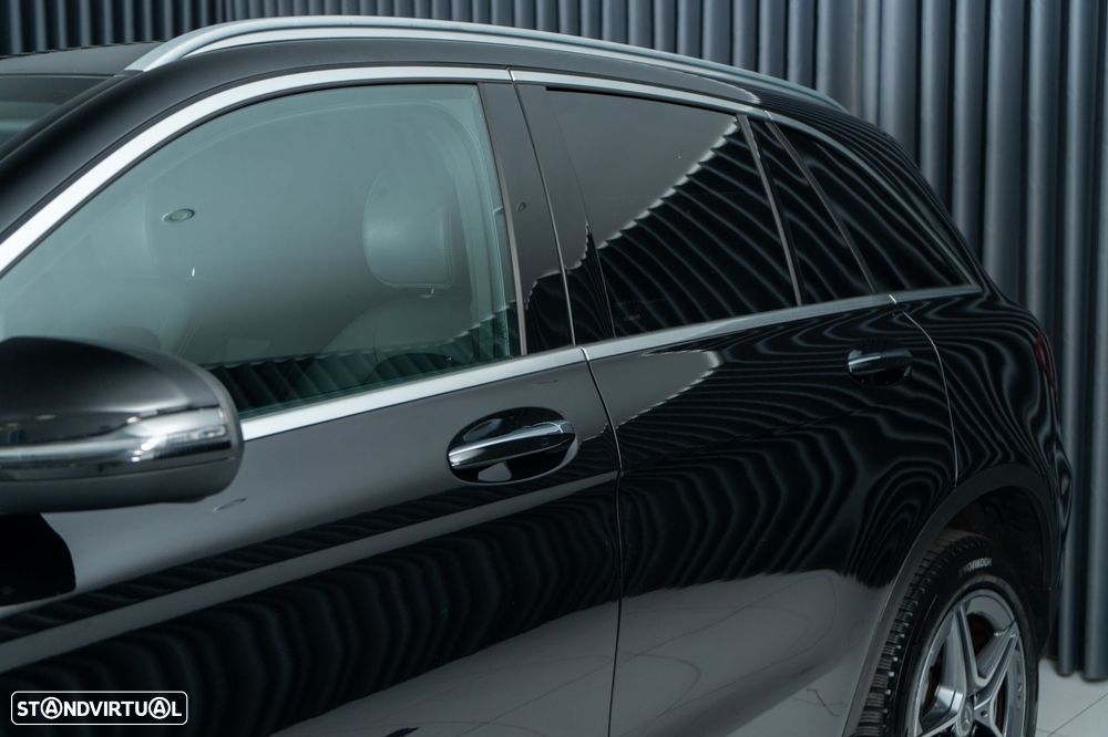 Mercedes-Benz GLC 300 e 4Matic - 8