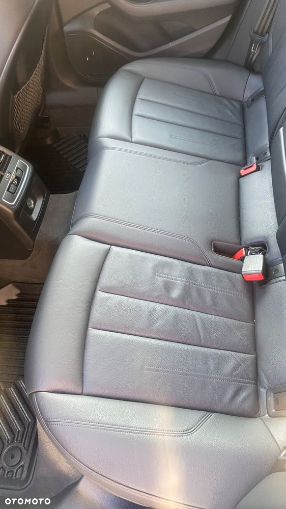 Audi A4 Limousine 2.0 TFSI Quattro S tronic - 9