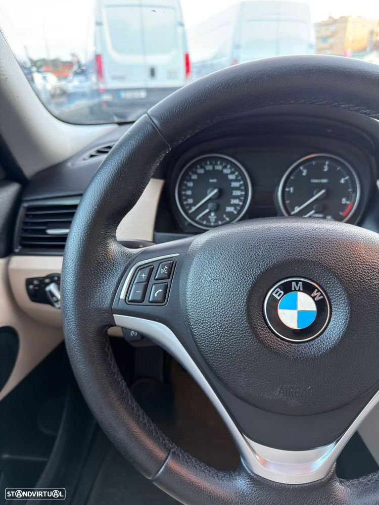 BMW X1 16 d sDrive - 26