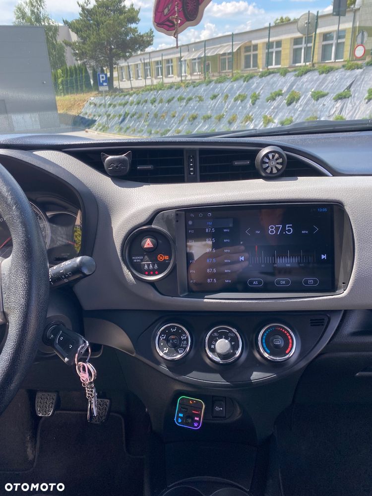 Toyota Yaris 1.0 Active - 12