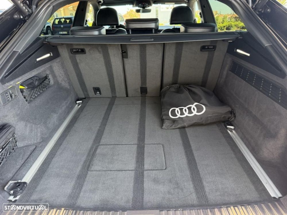 Audi Q8 60 TFSIe quattro S line Tiptronic - 16