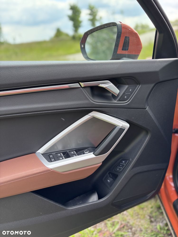 Audi Q3 40 TFSI quattro S tronic advanced - 11