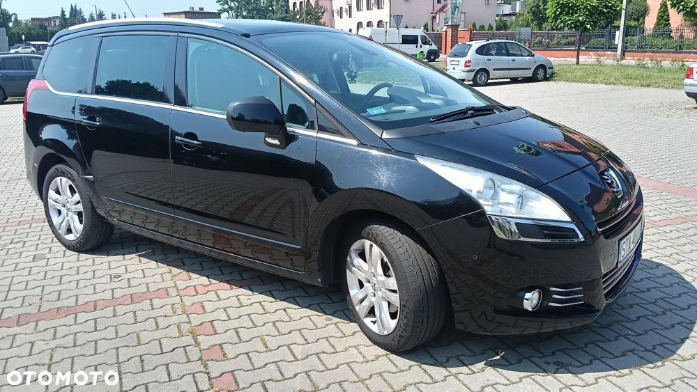 Peugeot 5008 2.0 HDi Family 7os - 8