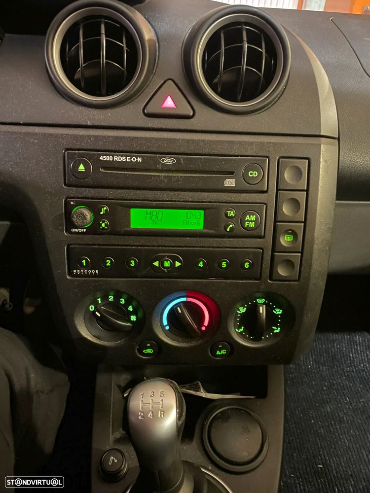 Ford Fiesta 1.25 Ghia - 13