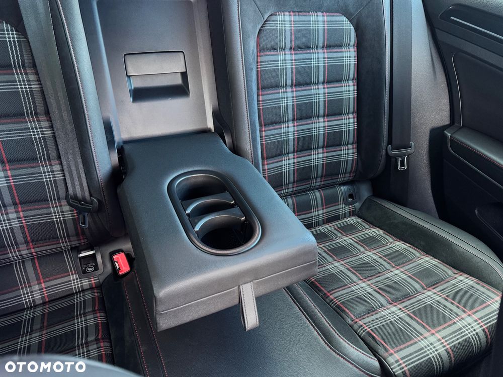 Volkswagen Golf 2.0 TSI BMT GTI Performance DSG - 29