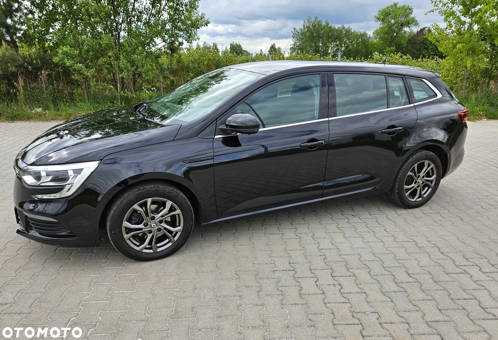 Renault Megane Grandtour ENERGY TCe 130 INTENS - 1