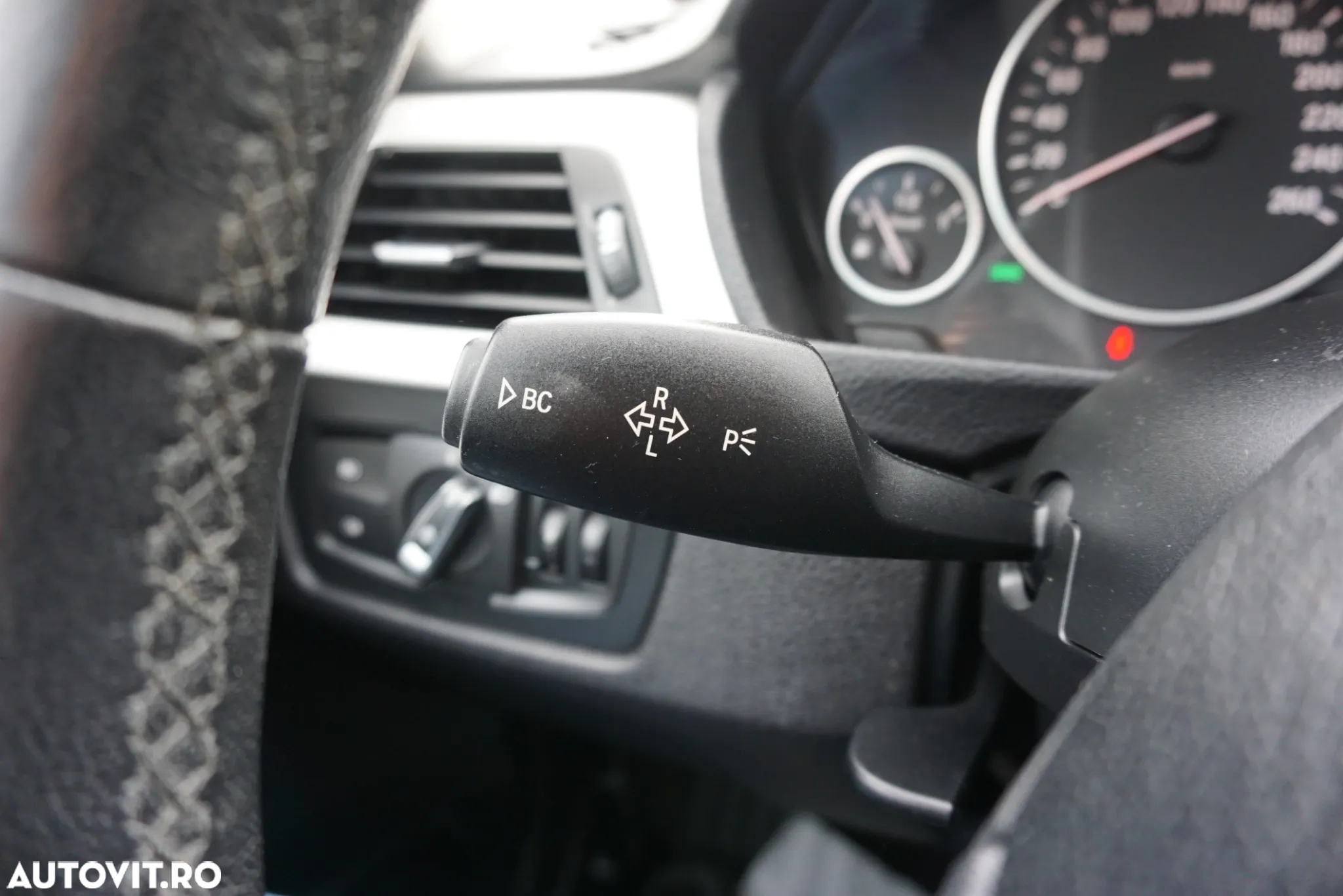 BMW Seria 3 320d Touring xDrive Aut. - 20