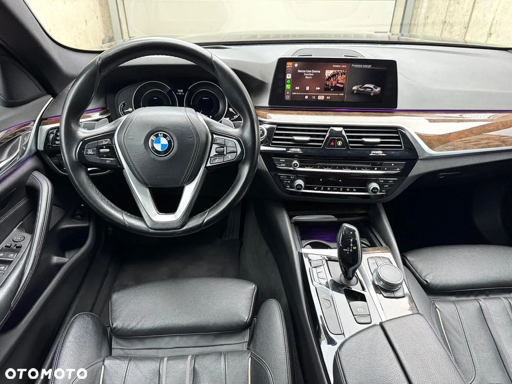 BMW Seria 5 530e - 7