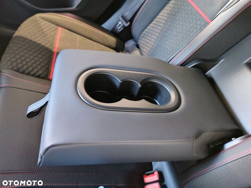 Volkswagen Golf - 29