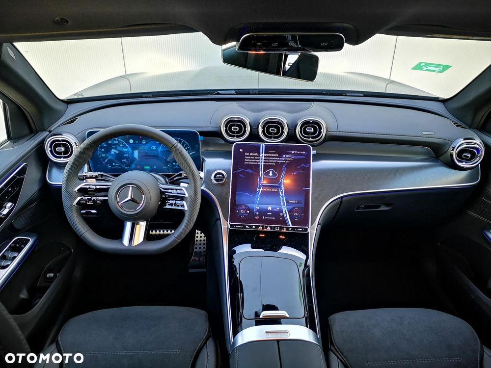 Mercedes-Benz GLC 300 e PHEV 4-Matic AMG Line - 8