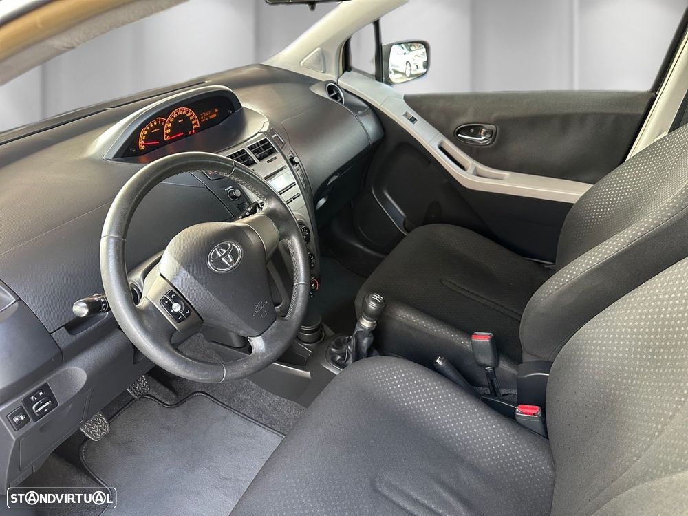 Toyota Yaris 1.0 VVT-i ACtive+AC - 5