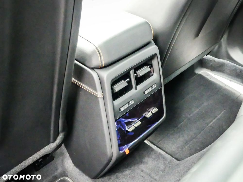 Porsche Macan Turbo 100kWh - 25