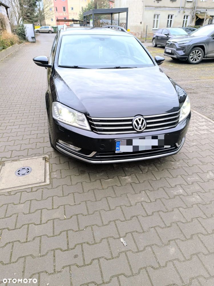 Volkswagen Passat 2.0 TDI DPF DSG Highline - 25