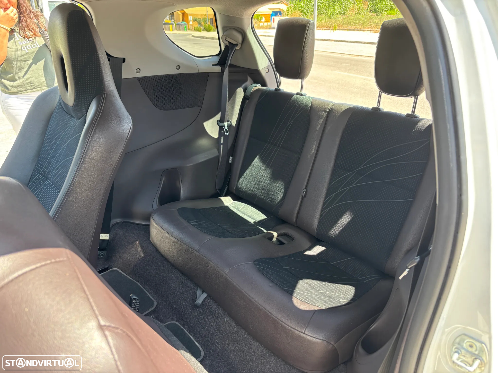 Toyota iQ 1.0 VVT-i 2 EP+NAVI+Bluetooth - 16