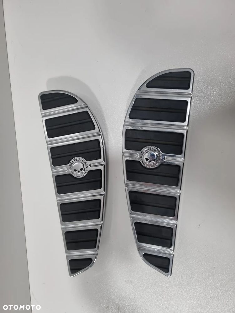 Harley Davidson Softail M8 Podesty Podłoga Wkłady Podłogi Willie G Skull - 2