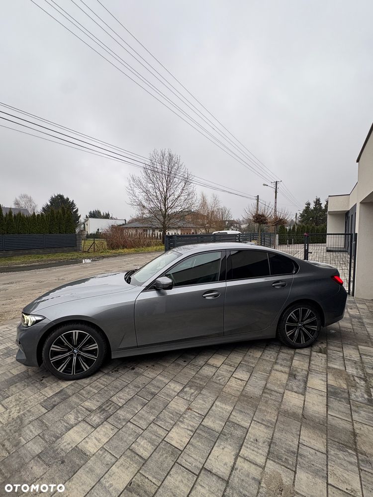 BMW Seria 3 318i Sport Line - 6