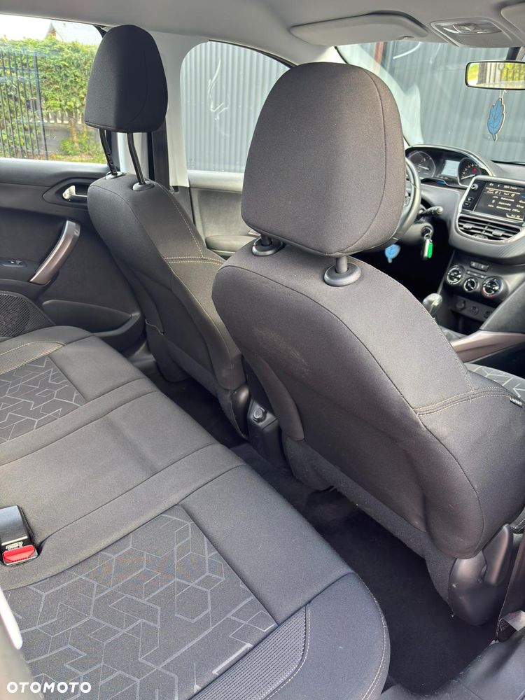 Peugeot 2008 1.4 HDi Active - 17