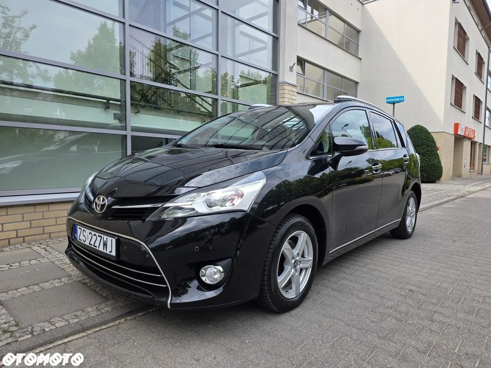 Toyota Verso - 3
