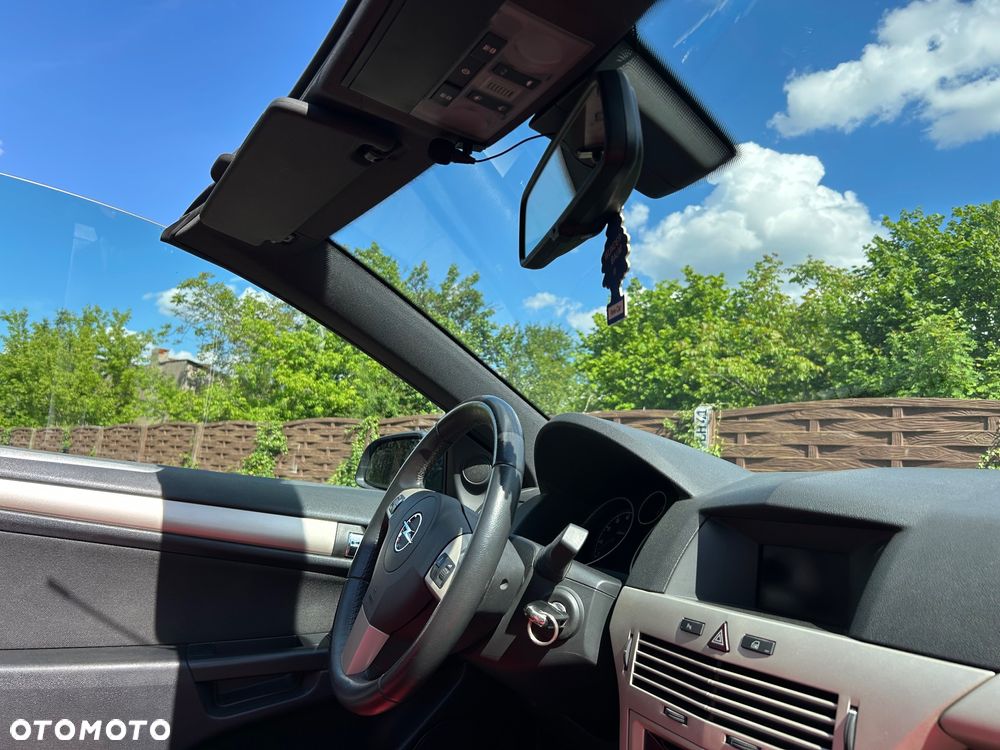 Opel Astra 1.8 Edition - 32