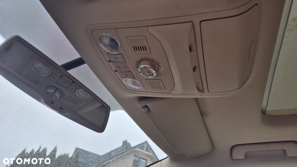 Skoda Superb 2.0 TDI 4x4 Platinum DSG - 28