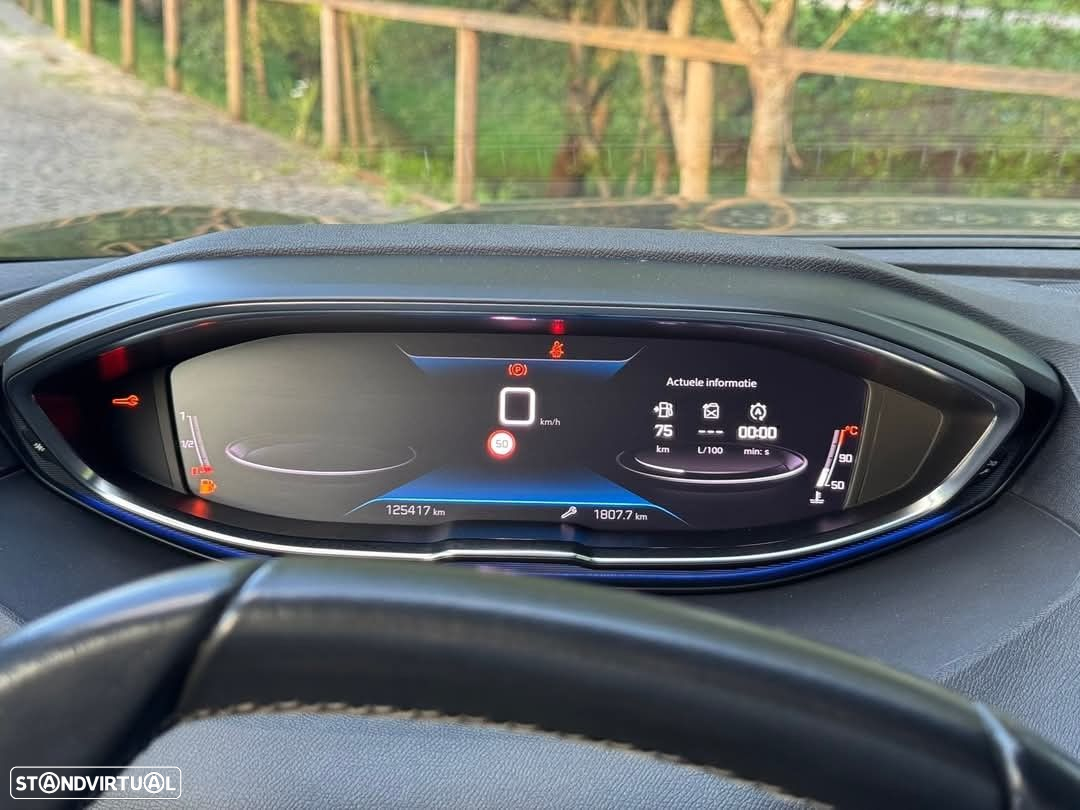 Peugeot 3008 1.5 BlueHDi Allure - 22