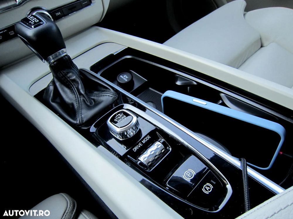 Volvo XC 60 D4 Geartronic Inscription - 12