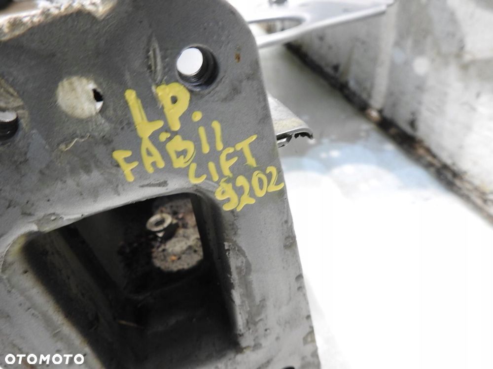 PODŁUŻNICA LEWY PRZÓD 9202 SKODA FABIA II - 2