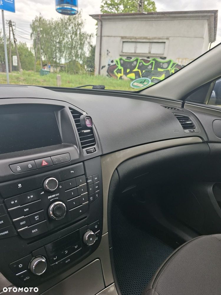 Opel Insignia 1.8 - 8