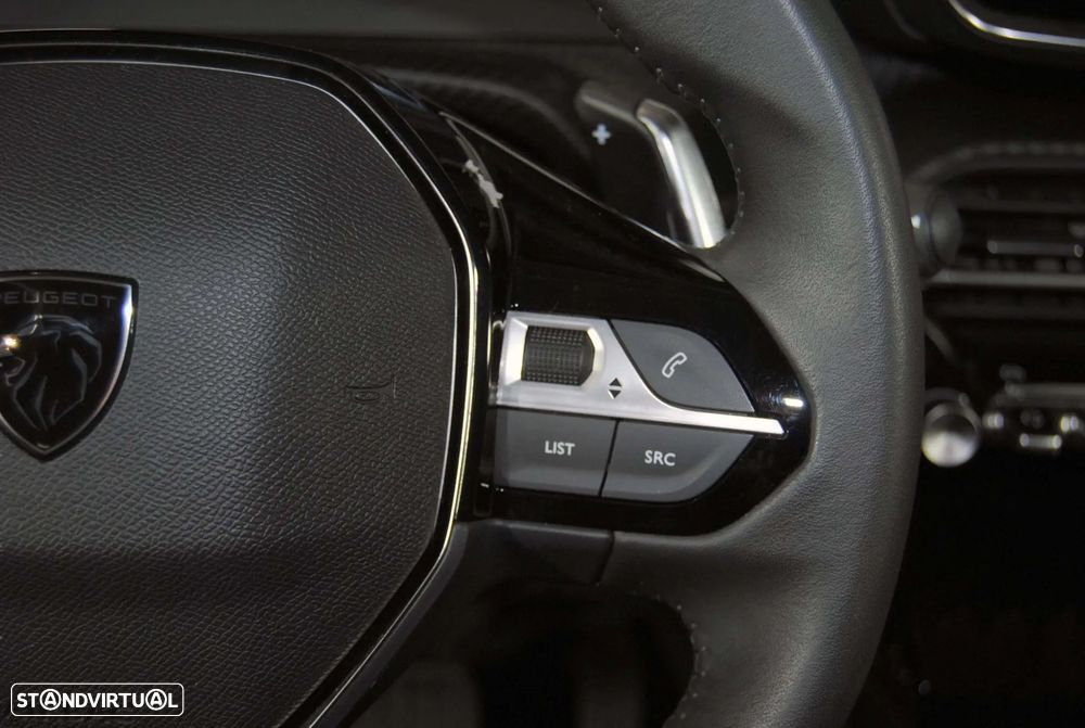 Peugeot 208 1.2 Hybrid Allure e-DCS6 - 24