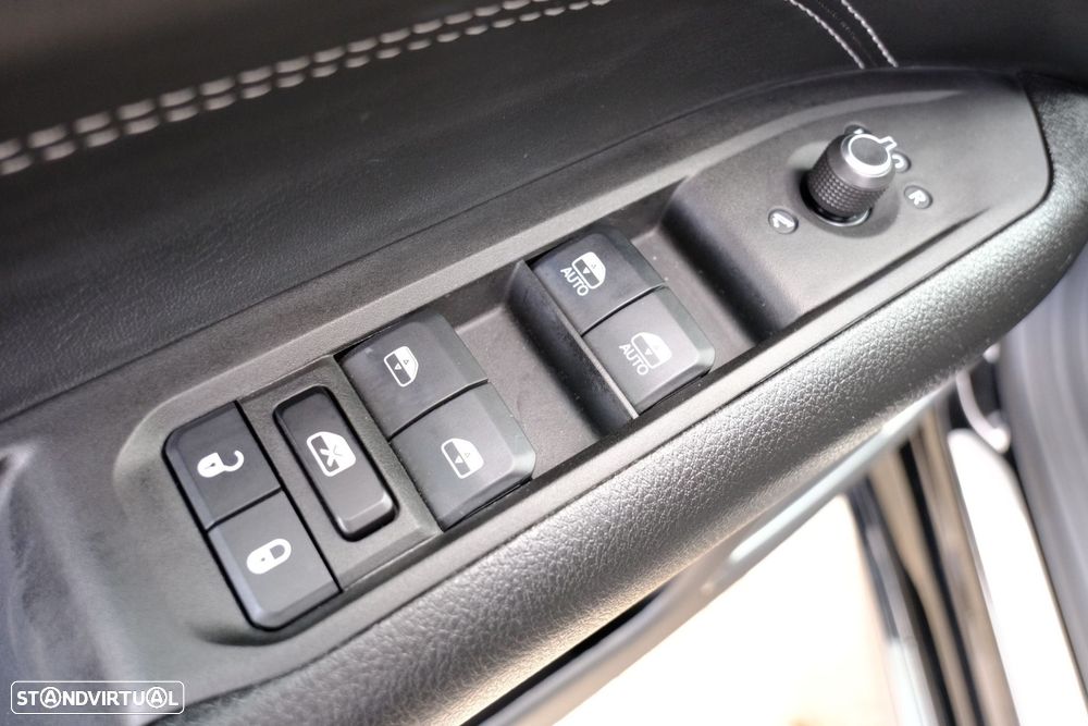 Jeep Compass - 41
