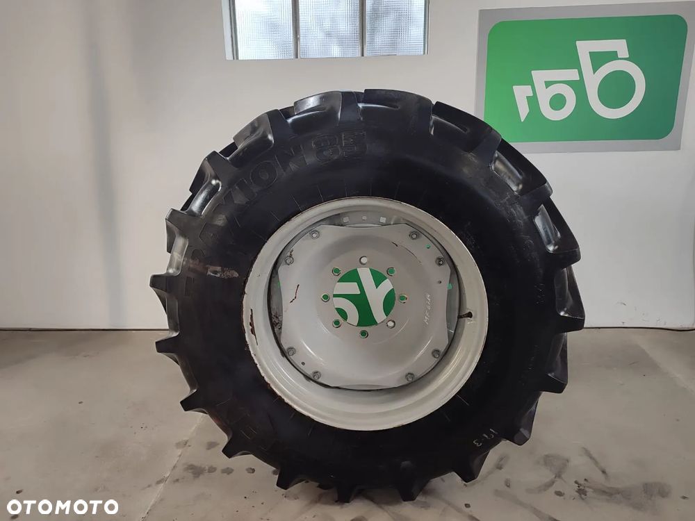 Koło przednie R28 MASSEY FERGUSON 6714 - 1
