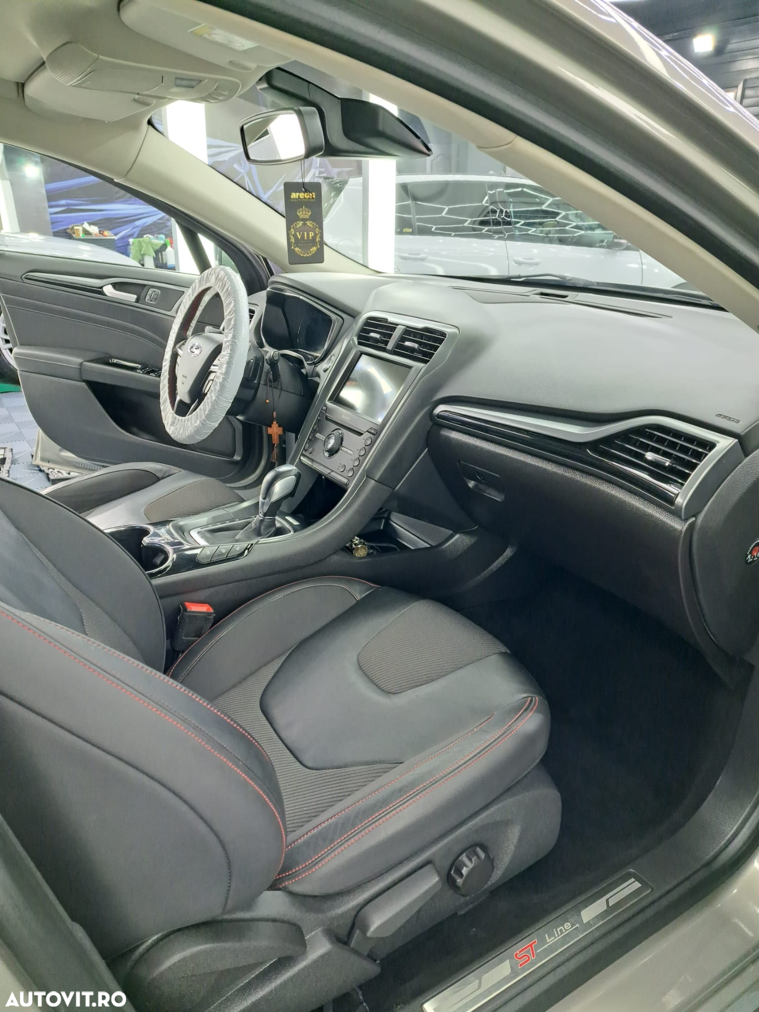 Ford Mondeo 2.0 TDCi Powershift ST Line High - 11