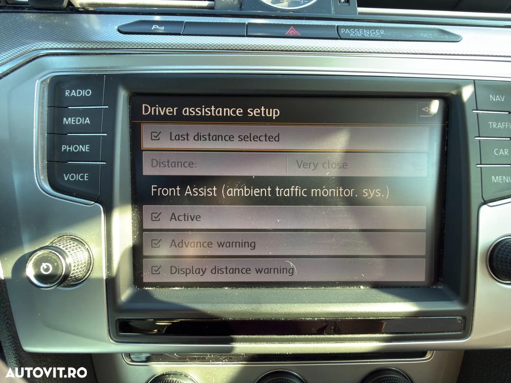 Volkswagen Passat - 17