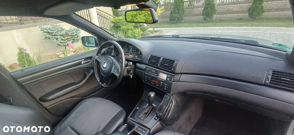 BMW Seria 3 - 12