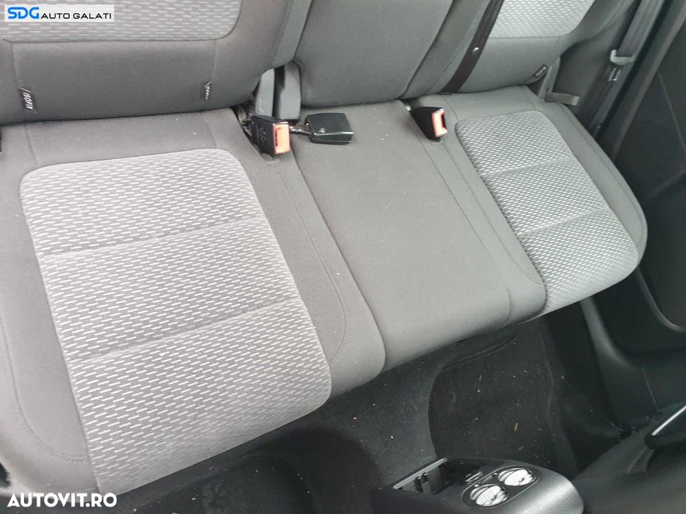 Bancheta Spate Pasageri Sezut cu Spatar Volkswagen Golf 5 Plus 2004 - 2008 [C3126] - 2