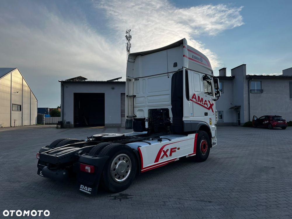 DAF XF - 8