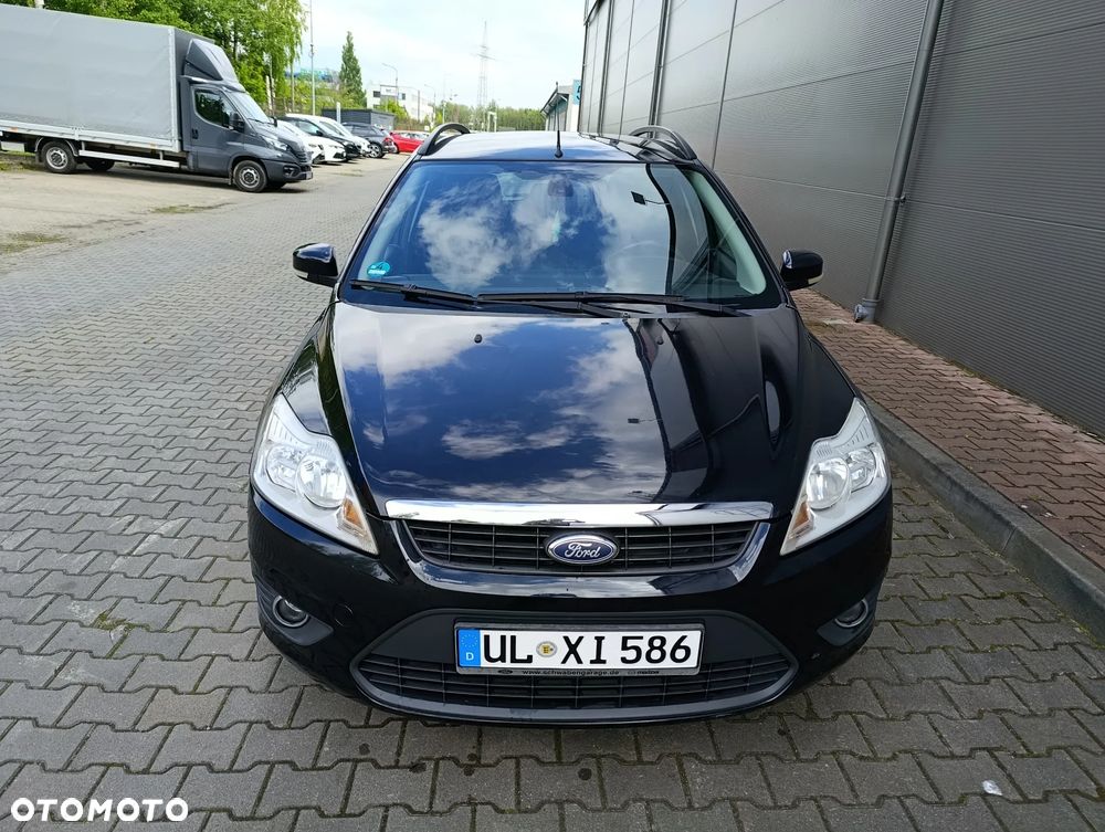 Ford Focus 1.6 16V Style+ - 4